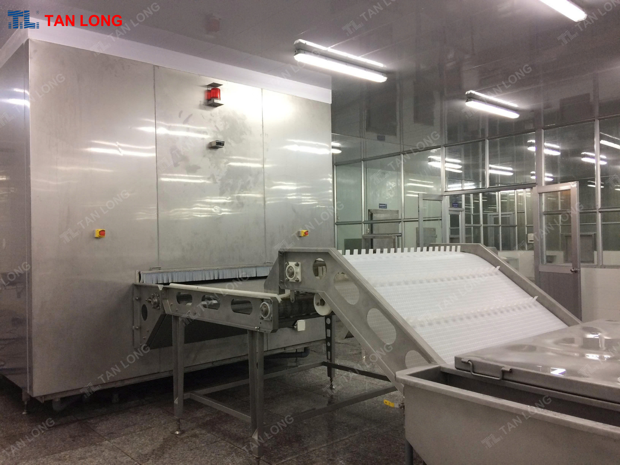 Máy mạ băng phun tự động Máy mạ băng phun tự động